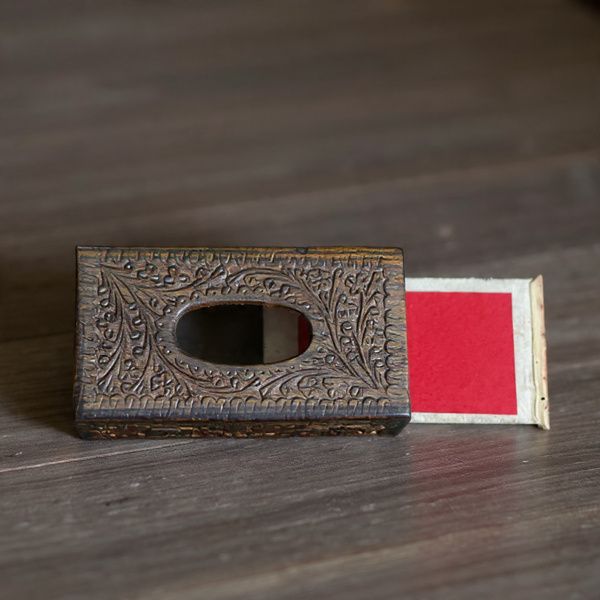 Shaakhzan Premium Wooden Tissue Box – Hand-Carved with Brass Inlay